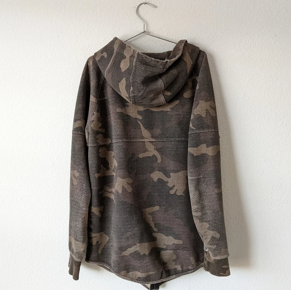 Siksilk camouflage zip